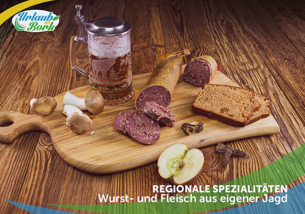 Jagd-Angler-Suite-03-Im-Wald-Am-See Kyritz Buitenkant foto